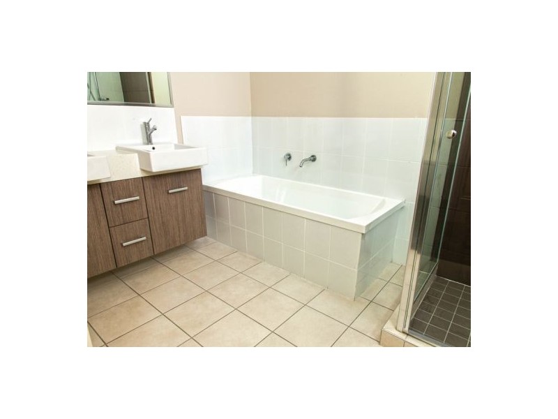 42b Norton St, Shailer Park QLD 4128