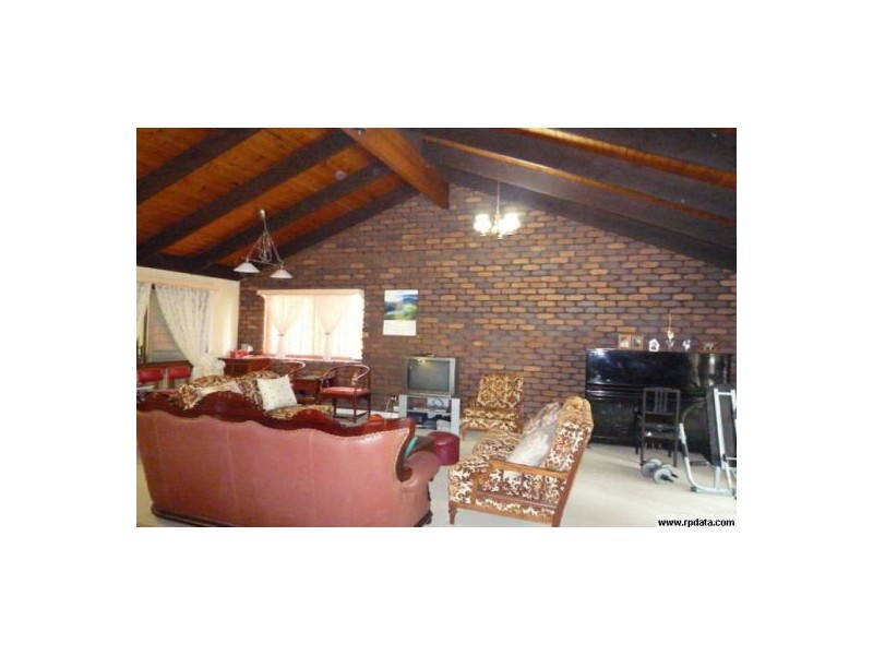 198 Bumstead Rd, Park Ridge QLD 4125