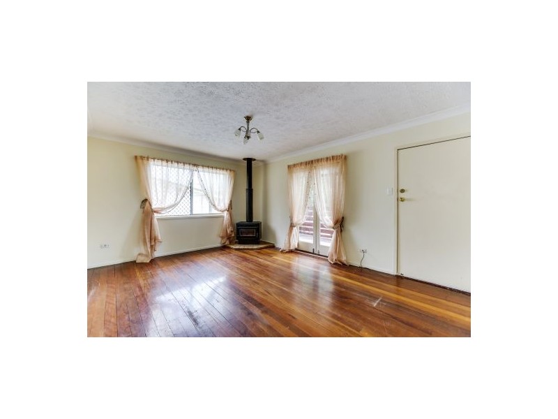 9 Mooney St, Logan Central QLD 4114