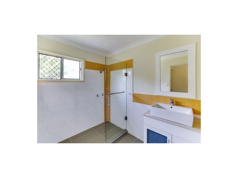 9 Mooney St, Logan Central QLD 4114