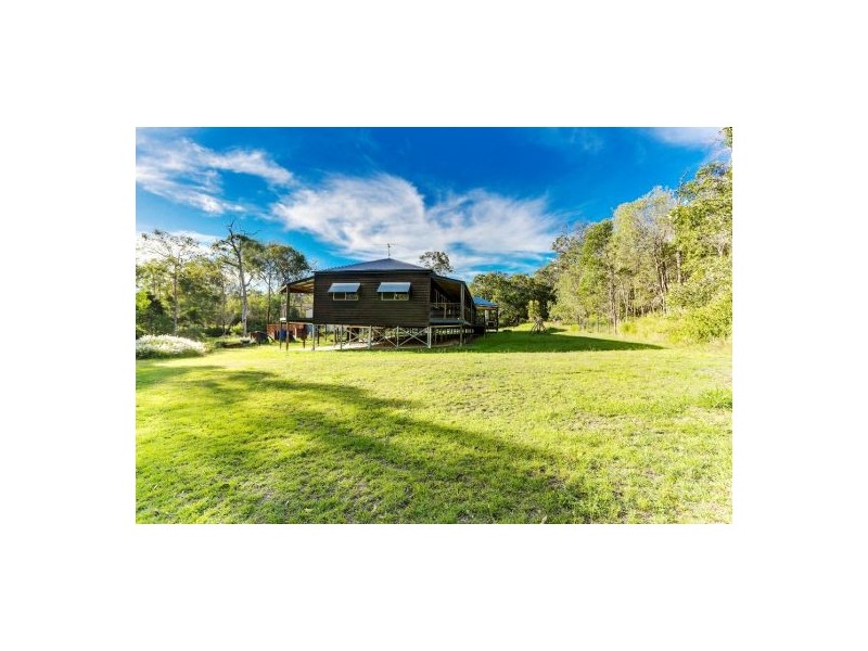 16-18 Woodend Ct, Park Ridge QLD 4125