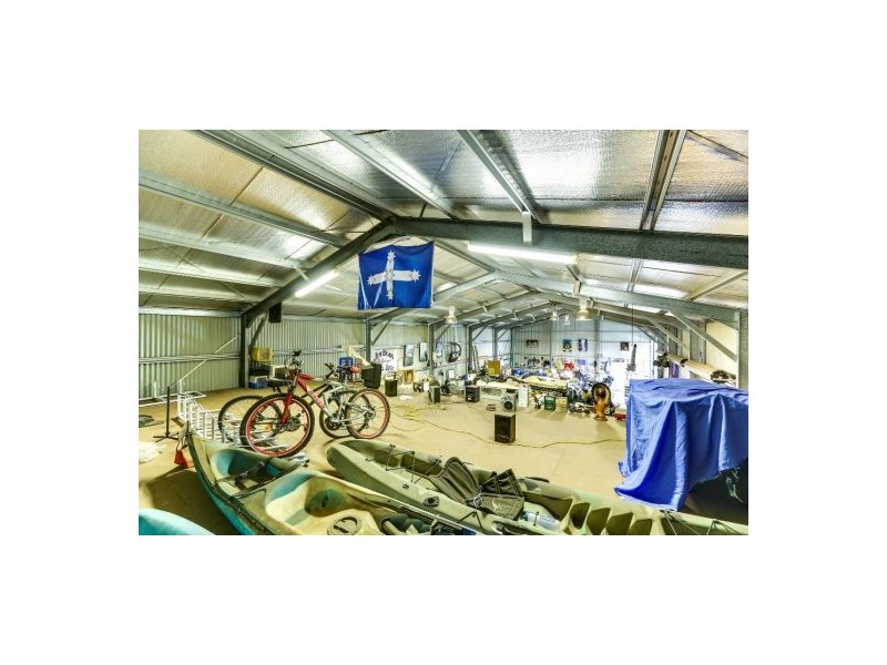 16-18 Woodend Ct, Park Ridge QLD 4125