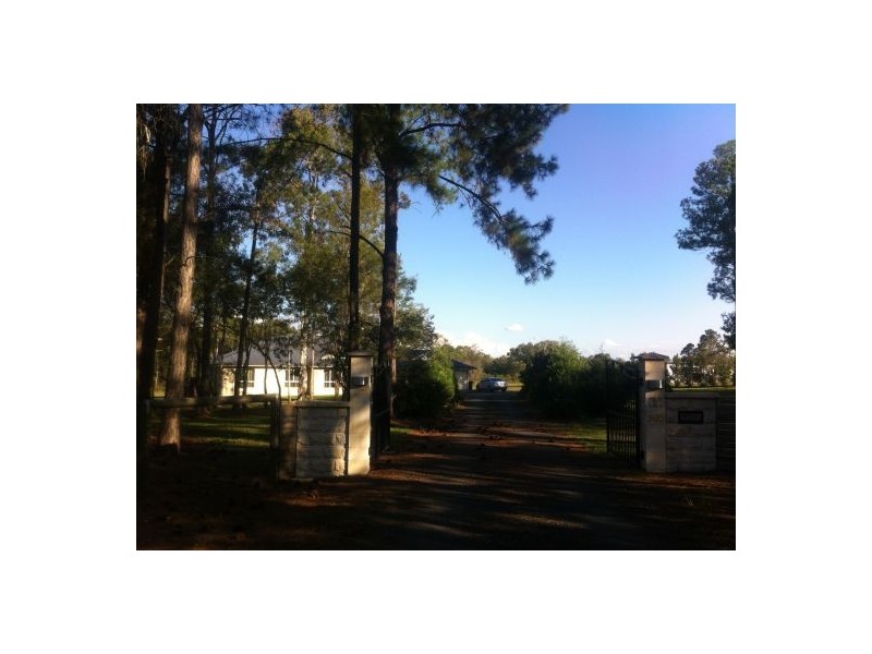 303 Ritchie Rd, Pallara QLD 4110