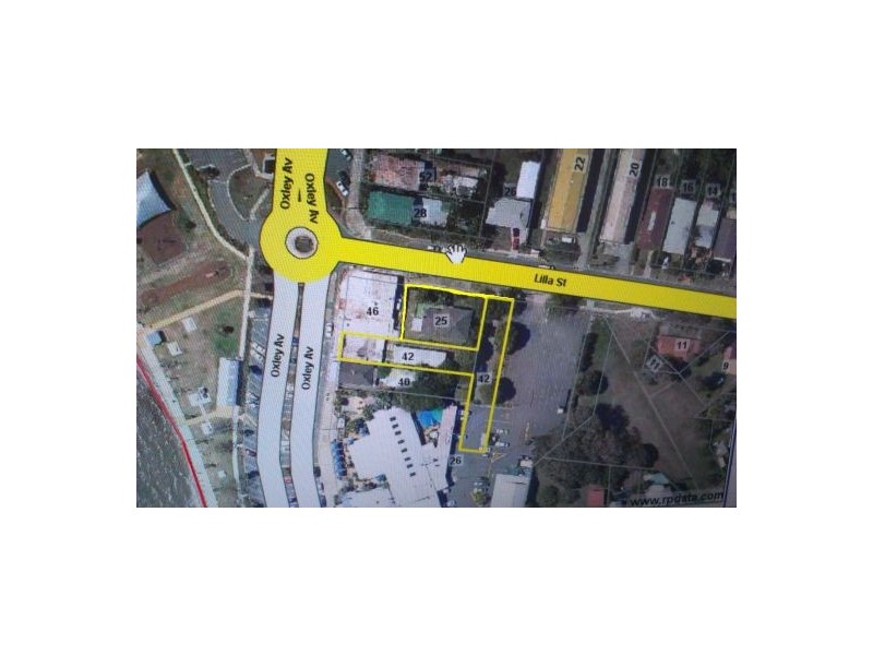 .42 Oxley Avenue, Woody Point QLD 4019