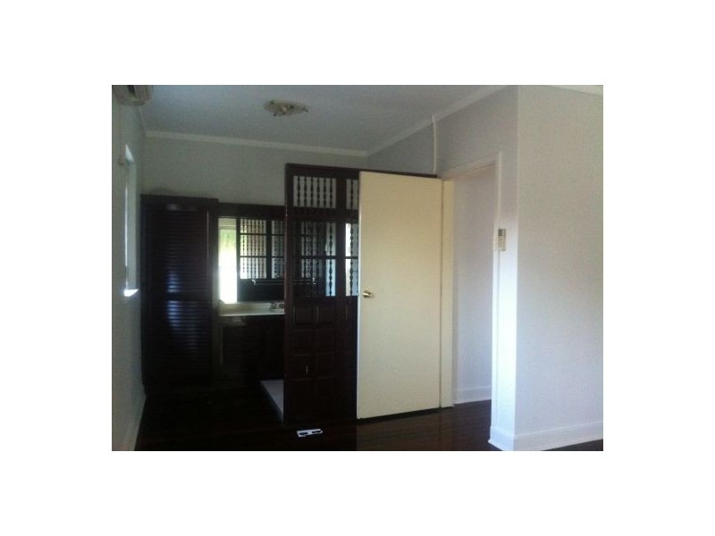 198 McCullough Rd, Sunnybank QLD 4109