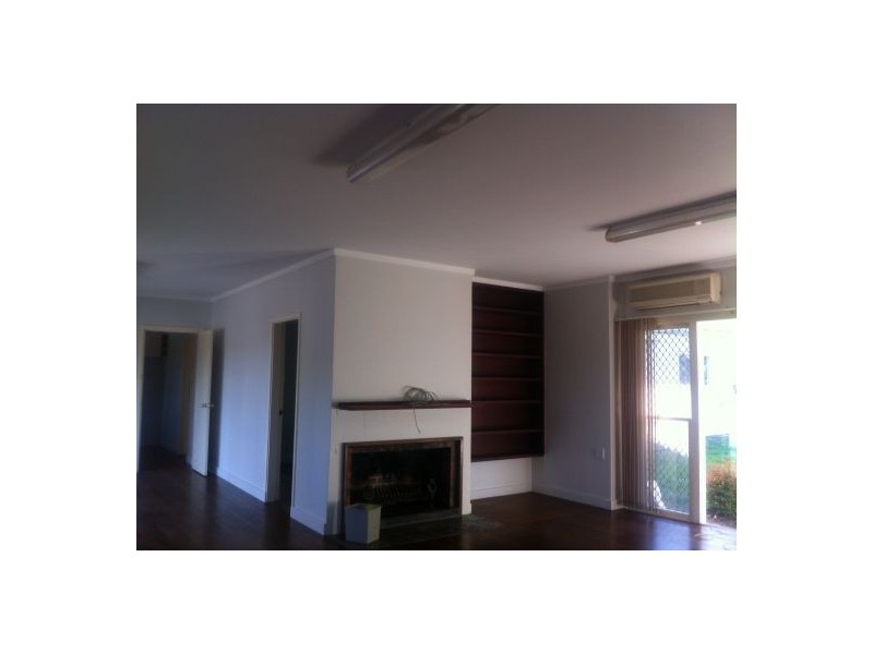 198 McCullough Rd, Sunnybank QLD 4109