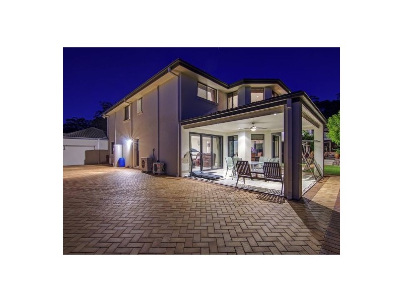 51 Willowleaf Cl, Stretton QLD 4116