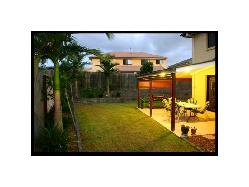 Stretton QLD 4116