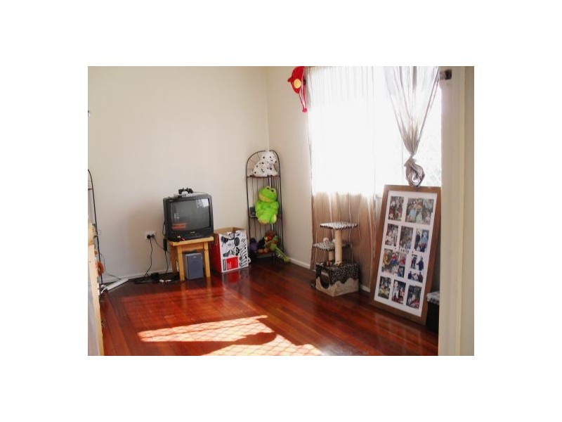 12 Mactay St, Woodridge QLD 4114