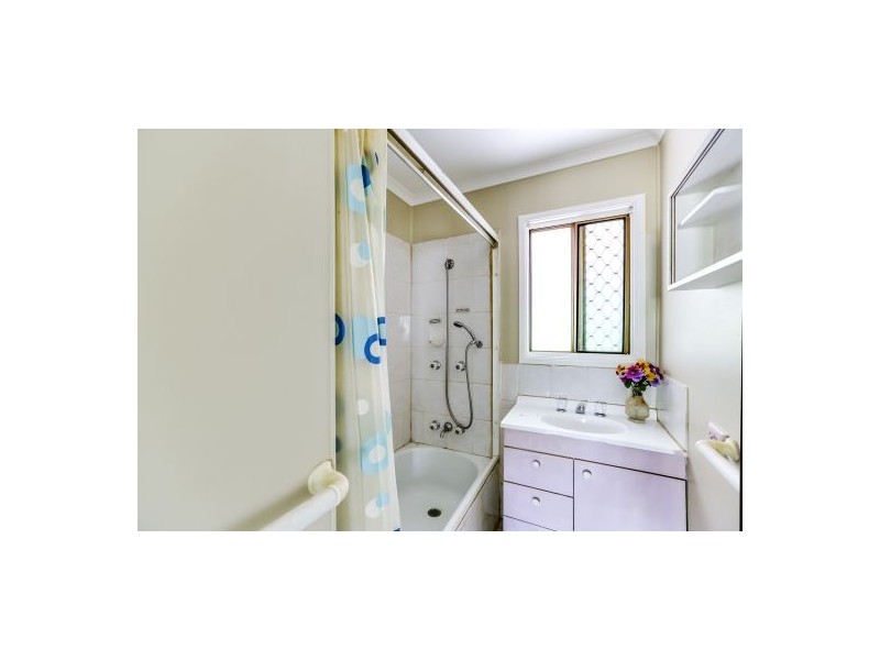 9 Nyanza St, Woodridge QLD 4114