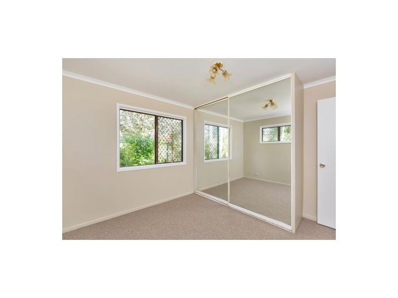 9 Nyanza St, Woodridge QLD 4114