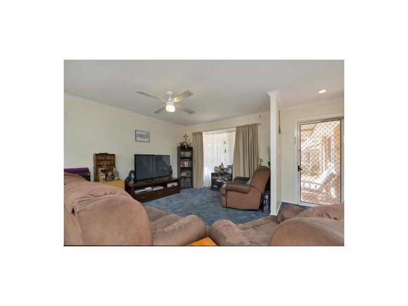 53 Mckinley St, Eagleby QLD 4207