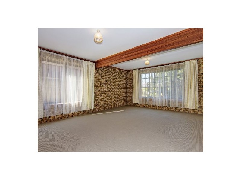 42 Romulus St, Robertson QLD 4109