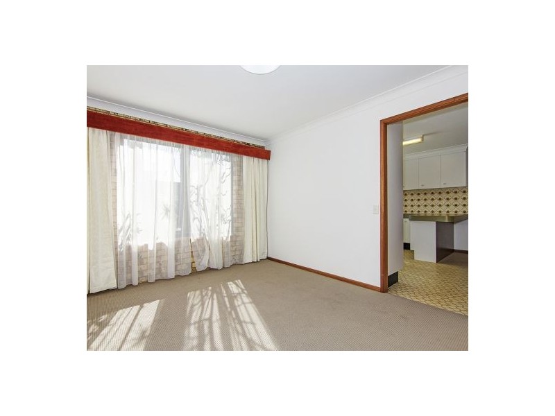 42 Romulus St, Robertson QLD 4109