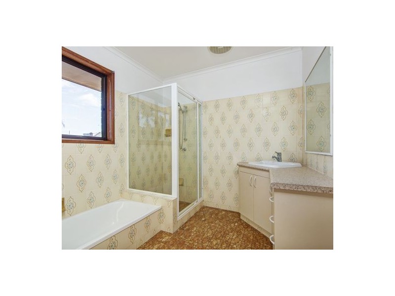 42 Romulus St, Robertson QLD 4109