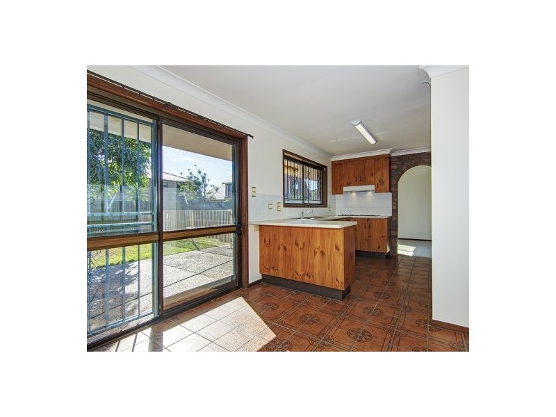 44 Romulus St, Robertson QLD 4109