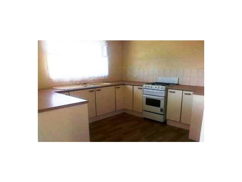 42 Moreton St, Boronia Heights QLD 4124