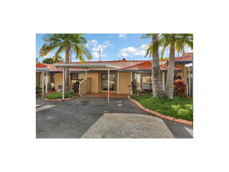 7 Stewart Parade, Ashmore QLD 4214