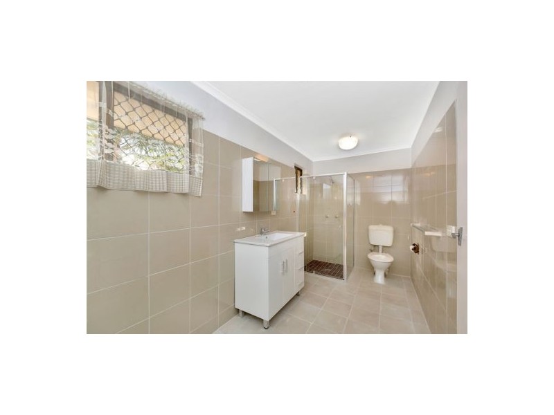 7 Stewart Parade, Ashmore QLD 4214