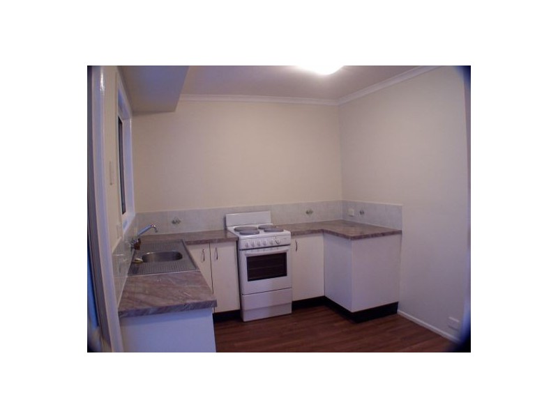 76 Mayes Avenue, Kingston QLD 4114