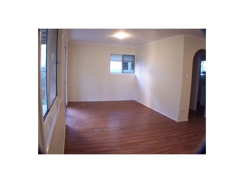 76 Mayes Avenue, Kingston QLD 4114