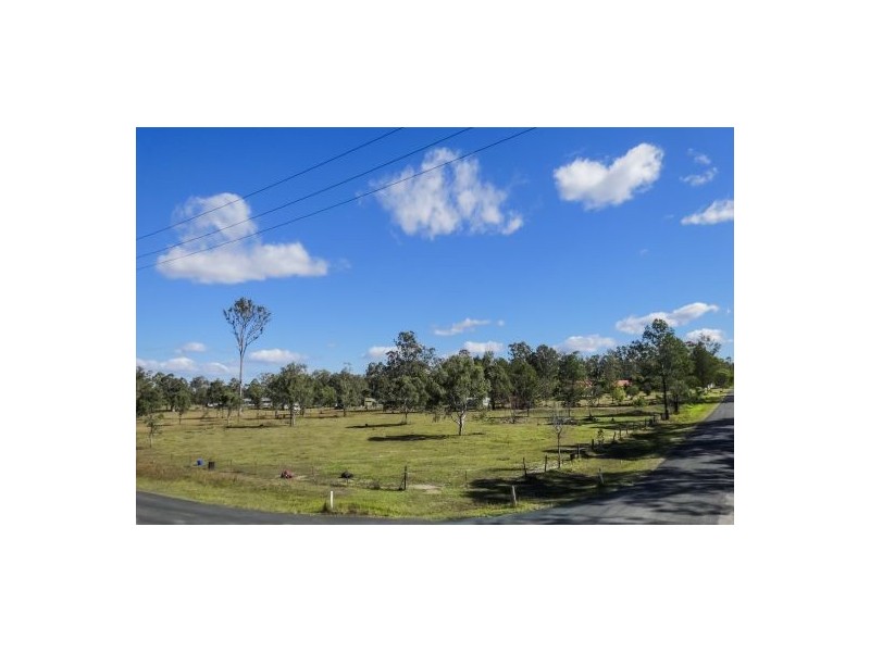 43-65 Wearing rd, North Maclean QLD 4280