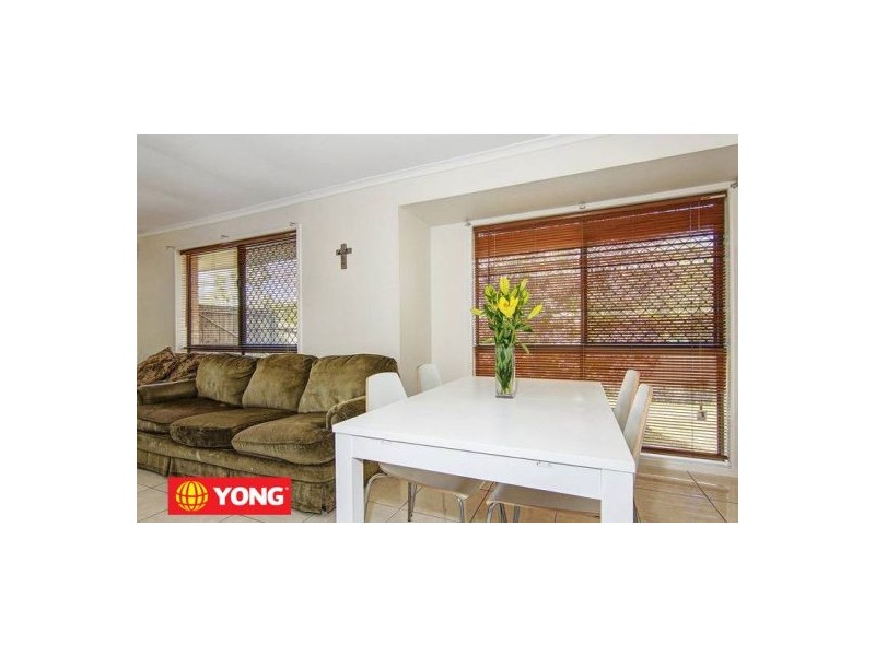 97 Vansittart, Regents Park QLD 4118