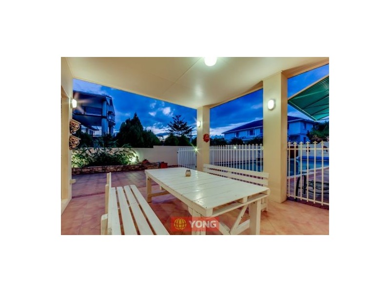25B Parnassus St, Robertson QLD 4109