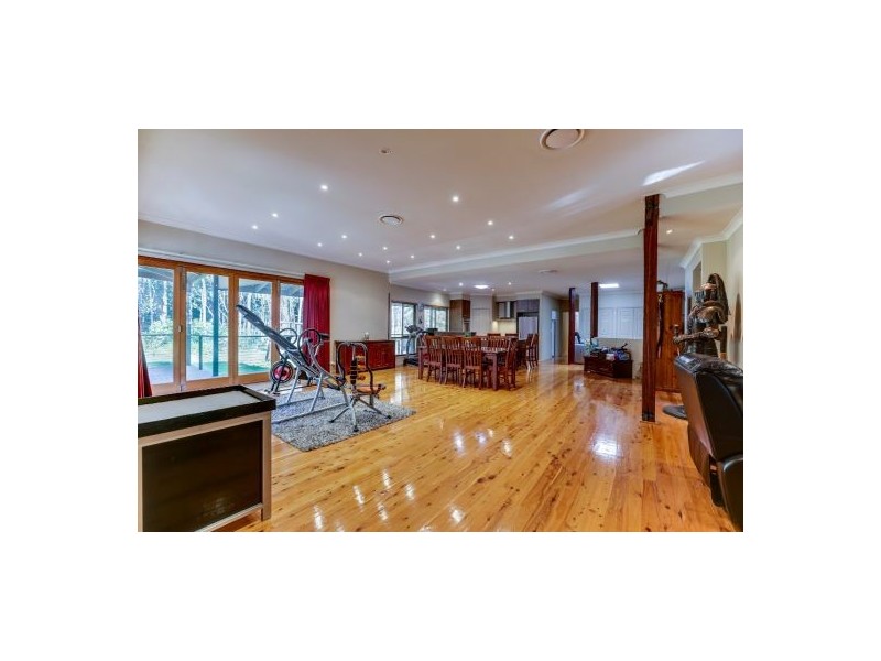 16 – 18 Woodend Ct, Park Ridge QLD 4125