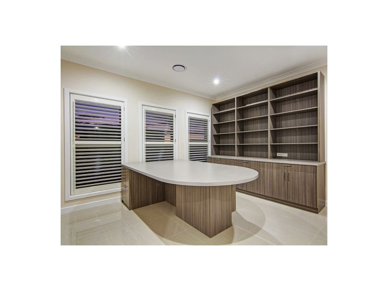 66 Hawthorne Cct, Stretton QLD 4116