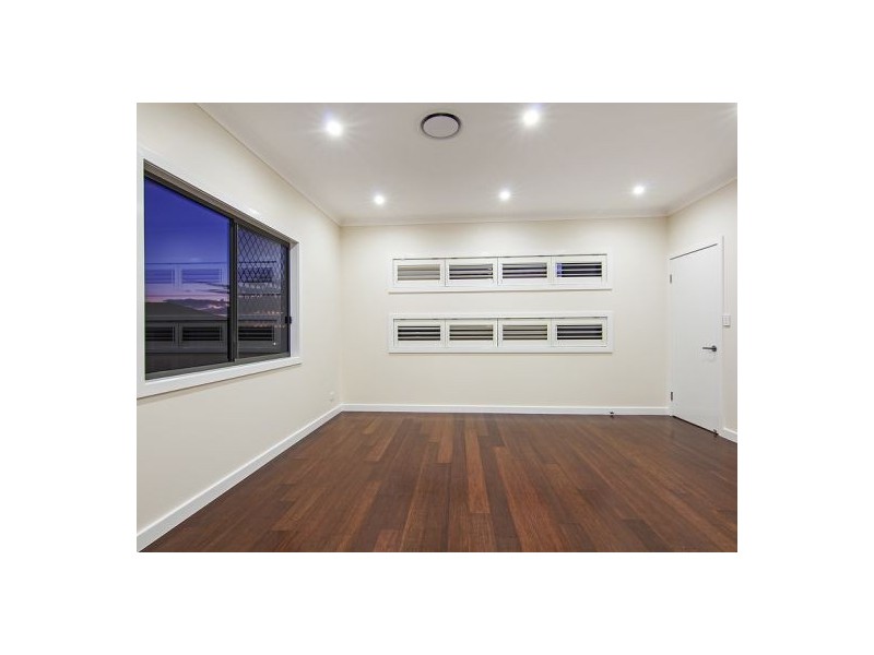 66 Hawthorne Cct, Stretton QLD 4116