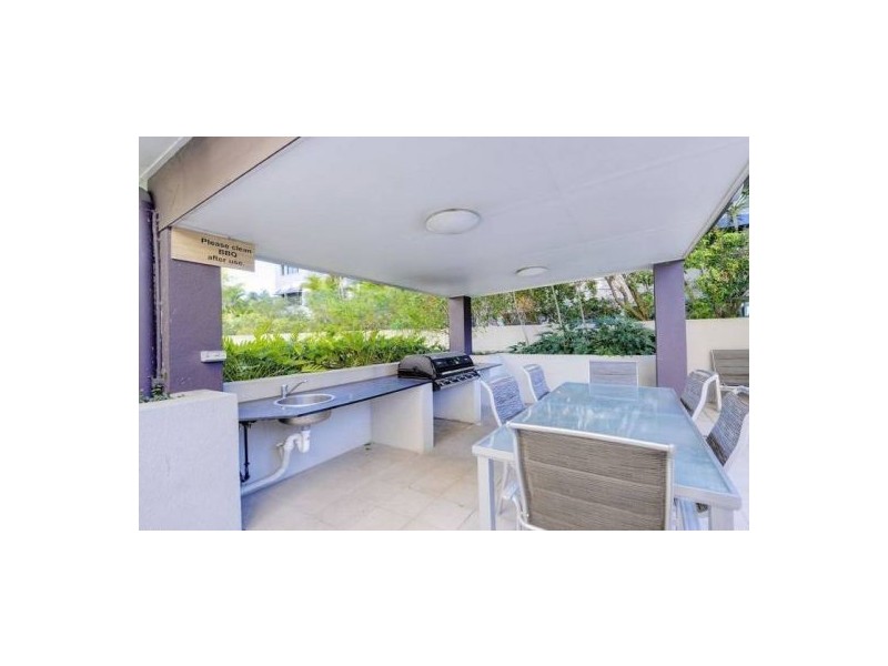 10/215 Wellington Rd, East Brisbane QLD 4169