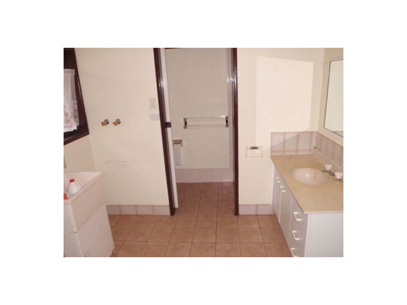 52. Bolinda St, Eight Mile Plains QLD 4113