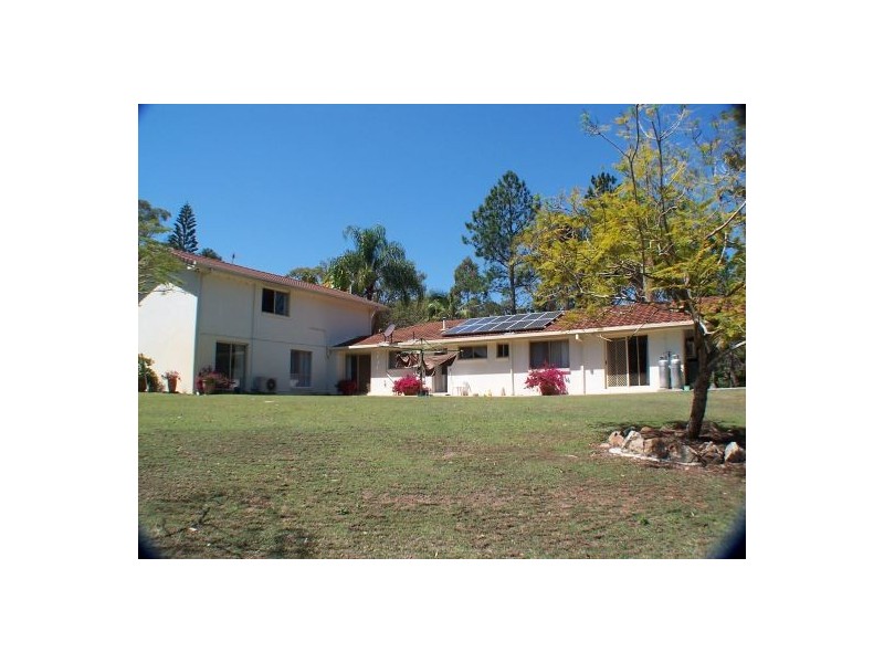 108 Prout Rd, Mackenzie QLD 4156