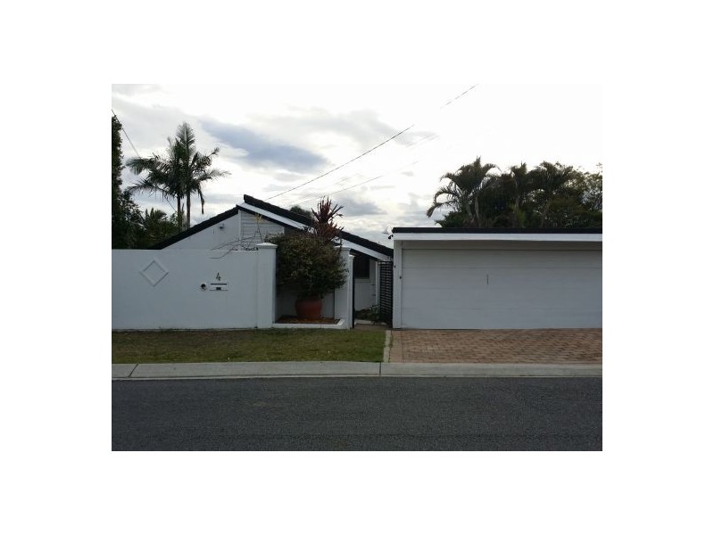 4 Saffron St, Robertson QLD 4109