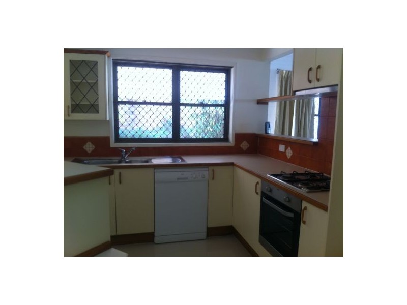 4 Saffron St, Robertson QLD 4109