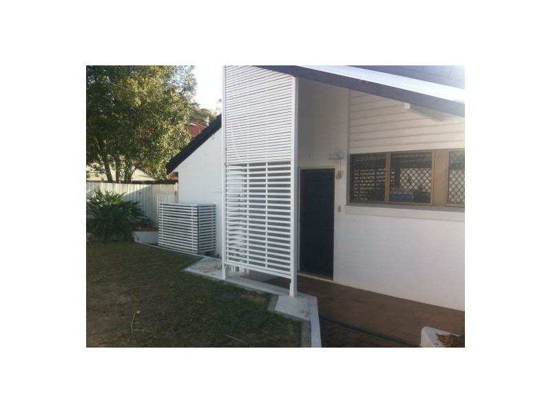 4 Saffron St, Robertson QLD 4109