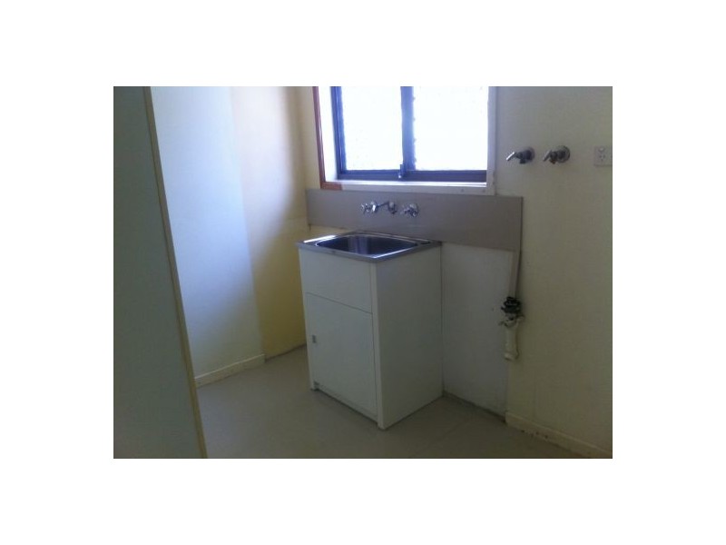 4 Saffron St, Robertson QLD 4109