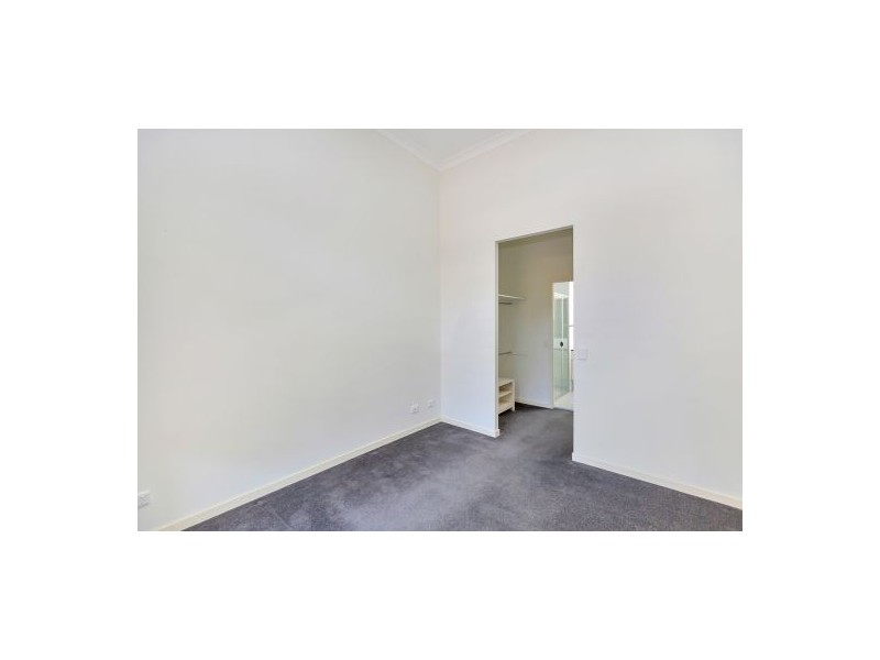 1/12 Belgrave Rd, Indooroopilly QLD 4068