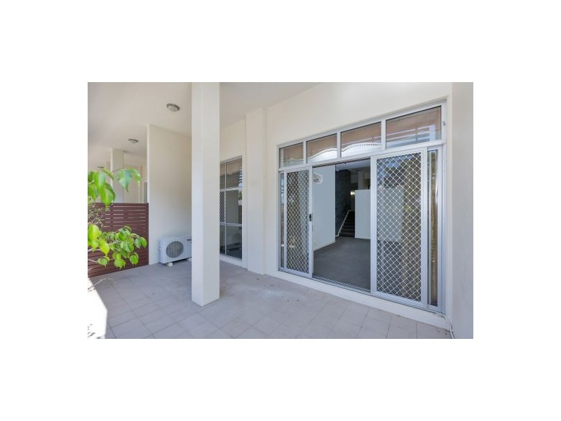 1/12 Belgrave Rd, Indooroopilly QLD 4068