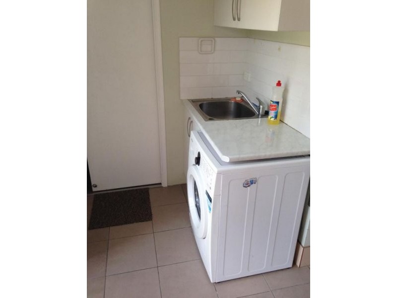 15b Jackson Rd, Sunnybank Hills QLD 4109