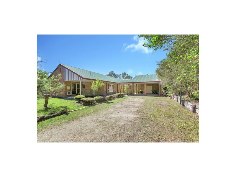 118 Unwin Street, Redland Bay QLD 4165