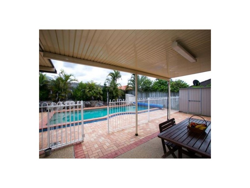 146 Lancaster Circuit, Stretton QLD 4116