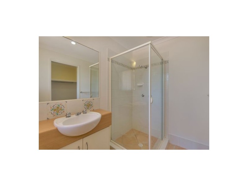 35 Lake Eyre Cr, Parkinson QLD 4115