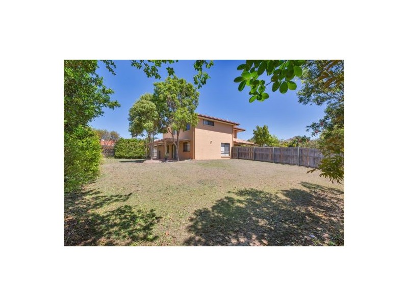 35 Lake Eyre Cr, Parkinson QLD 4115