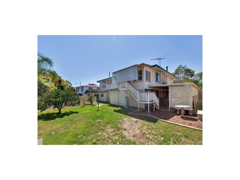 28 Woodlands Drive, Rochedale South QLD 4123