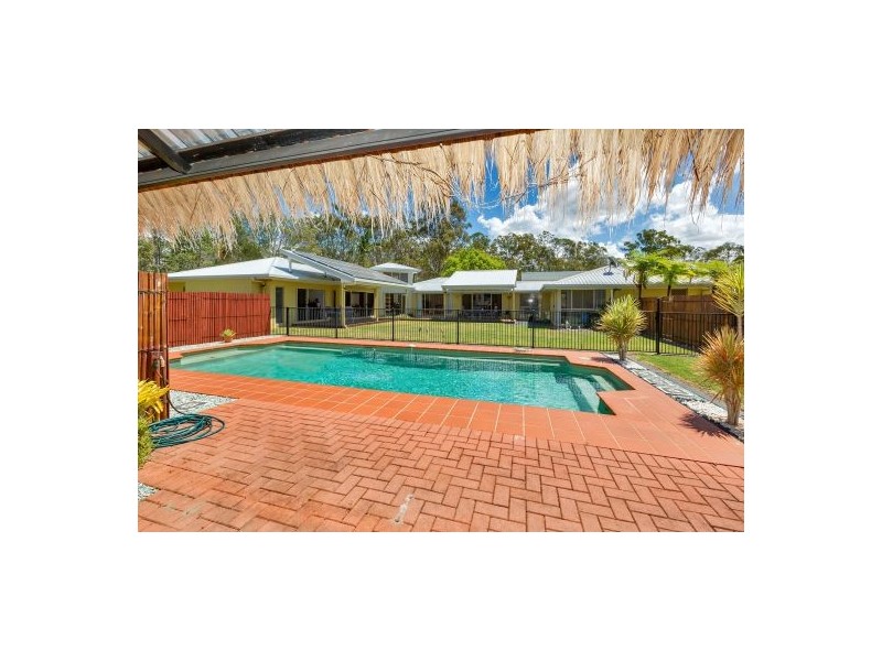 241 Teviot Rd, Carbrook QLD 4130