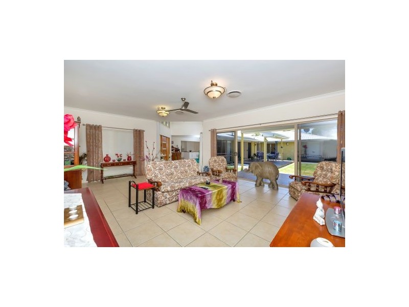 241 Teviot Rd, Carbrook QLD 4130