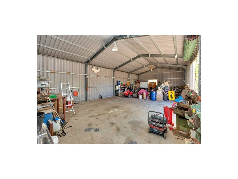 241 Teviot Rd, Carbrook QLD 4130