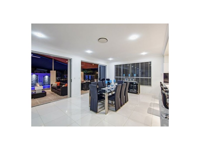 176 Hawthorn Circuit, Stretton QLD 4116